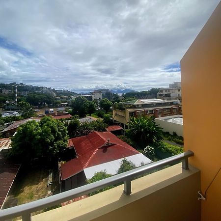 Recent Bel Appartement Une Chambre Papeete パペーテ エクステリア 写真