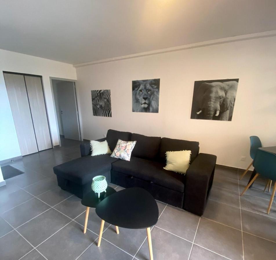 Recent Bel Appartement Une Chambre Papeete パペーテ エクステリア 写真